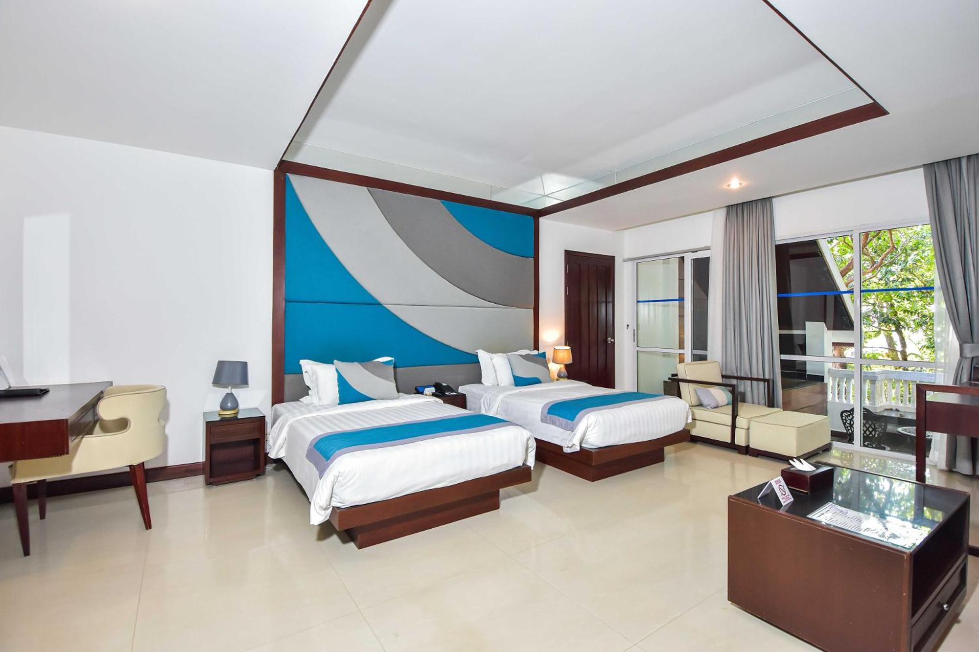 Independence Hotel Resort & Spa Sihanoukville Exterior foto
